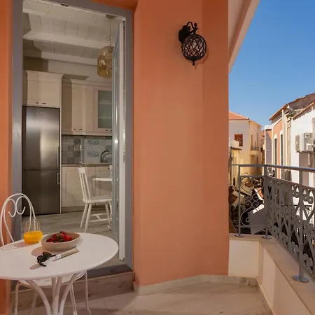 Jacuzzi In The Heart Of Oldtown
