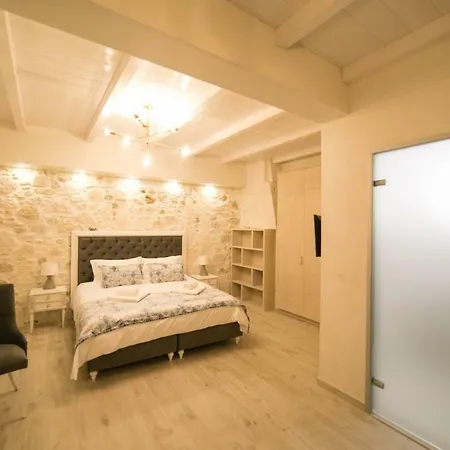 Jacuzzi In The Heart Of Oldtown Appartement