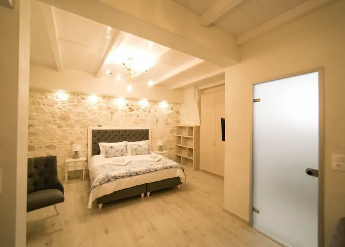 Jacuzzi In The Heart Of Oldtown Διαμέρισμα