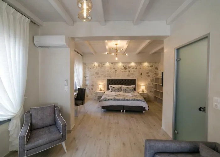 Jacuzzi In The Heart Of Oldtown Ρέθυμνο