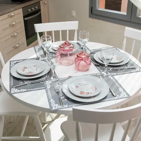 Jacuzzi In The Heart Of Oldtown *