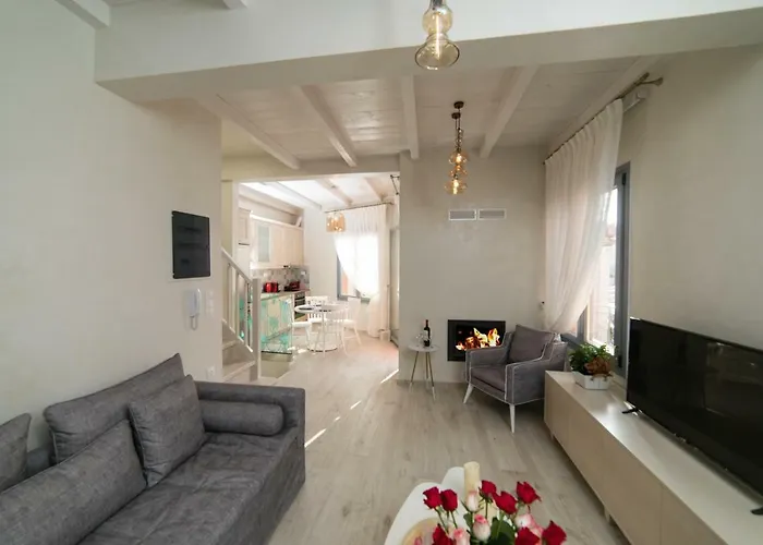 Jacuzzi In The Heart Of Oldtown Apartament