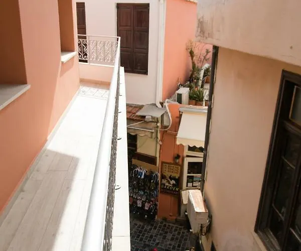 Jacuzzi In The Heart Of Oldtown