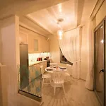 Jacuzzi In The Heart Of Oldtown Lejlighed *
