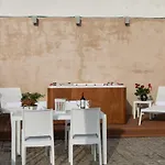 Jacuzzi In The Heart Of Oldtown *