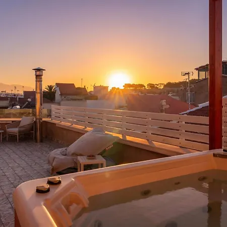 Апартаменти Jacuzzi In The Heart Of Oldtown