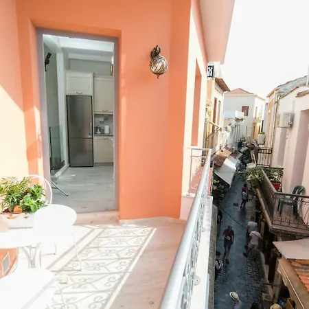 Jacuzzi In The Heart Of Oldtown