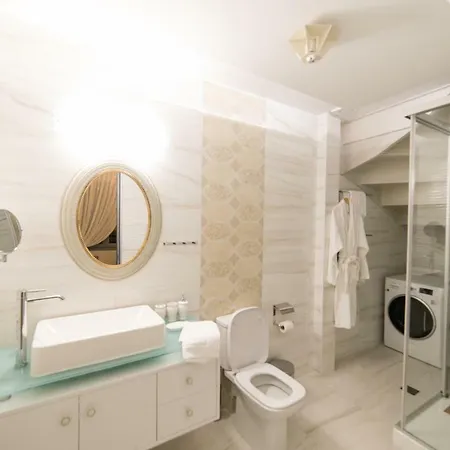 Jacuzzi In The Heart Of Oldtown Resmo