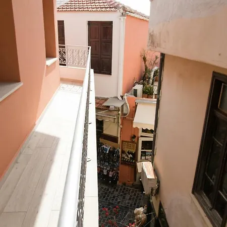 Jacuzzi In The Heart Of Oldtown